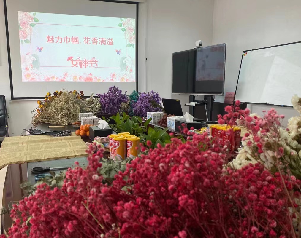 开云在线-开云（中国）
,宏明日望,株洲电子科技,湖南电容器,株洲电容器,电容器