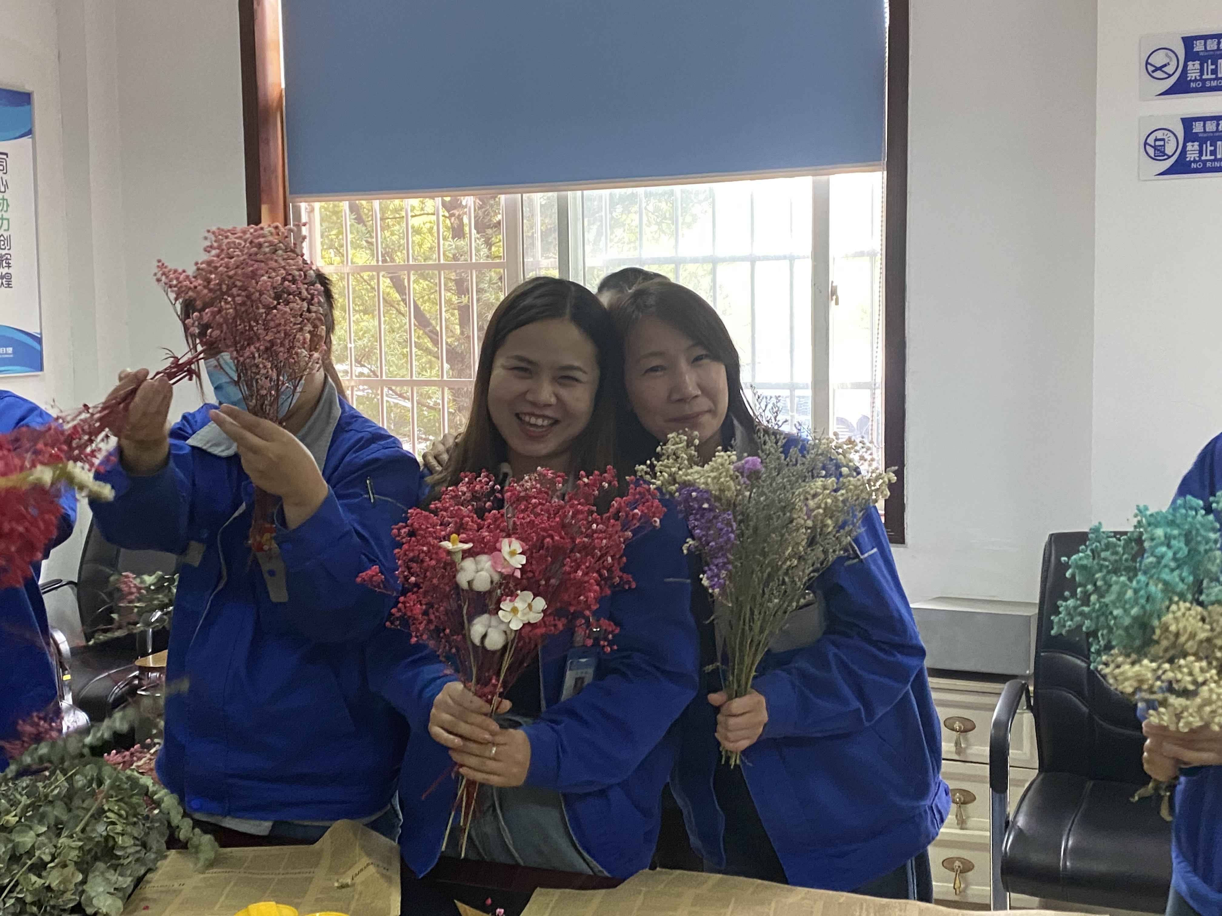 开云在线-开云（中国）
,宏明日望,株洲电子科技,湖南电容器,株洲电容器,电容器