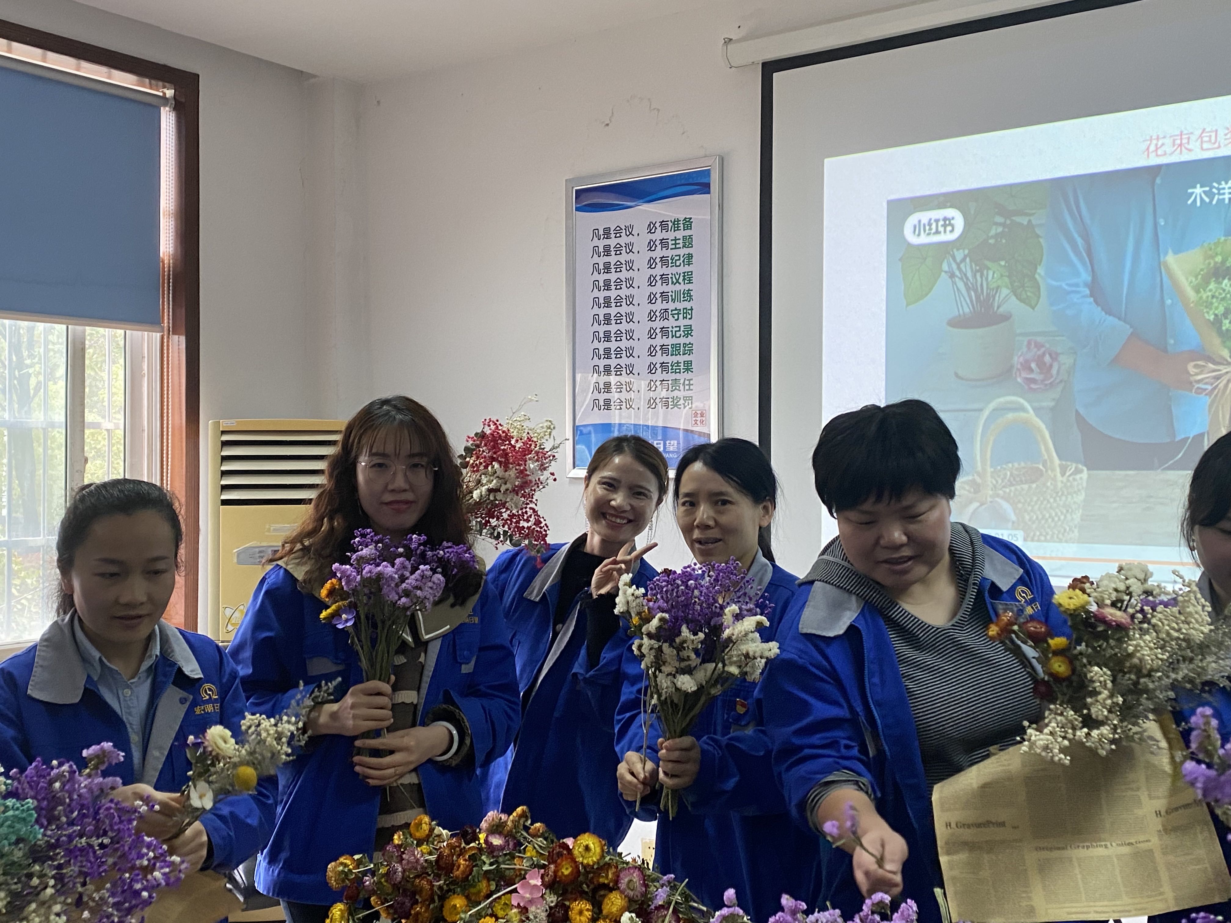 开云在线-开云（中国）
,宏明日望,株洲电子科技,湖南电容器,株洲电容器,电容器